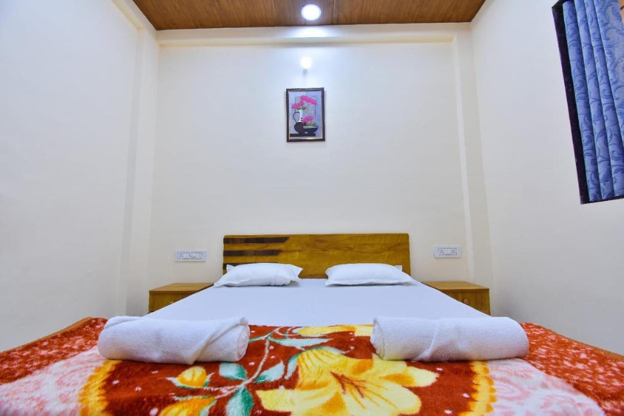 Beauty And The Beast 4Bhk Villa Lonavala Exterior photo